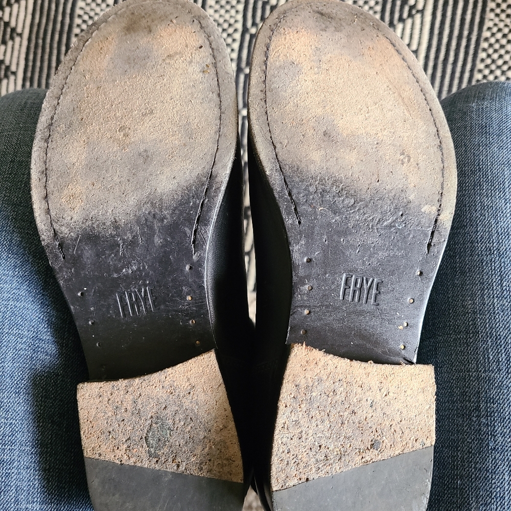 Frye Melissa Button Back Boot - Picture 4 of 5